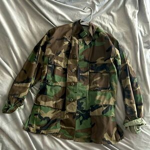Camo cover up (pullover) Good quality